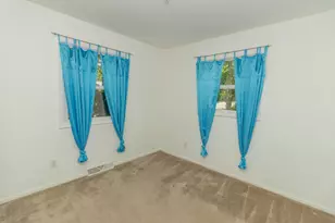 208 Meadow Ln, Lowell, IN 46356 - Photo 9
