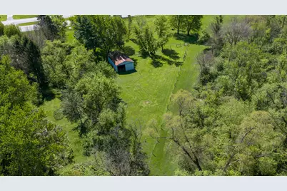 2677 E State Rd 2, Rolling Prairie, IN 46371 - Photo 33