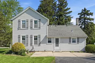 10351 Joliet St, Saint John, IN 46373 - Photo 3