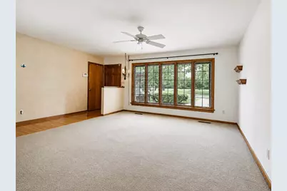 8210 Tapper Avenue, Munster, IN 46321 - Photo 5