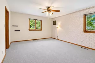8210 Tapper Ave, Munster, IN 46321 - Photo 7