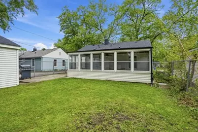 323 S Pettibone Street, Crown Point, IN 46307 - Photo 13