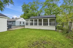 323 S Pettibone St, Crown Point, IN 46307 - Photo 13
