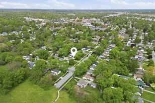 323 S Pettibone St, Crown Point, IN 46307 - Photo 17