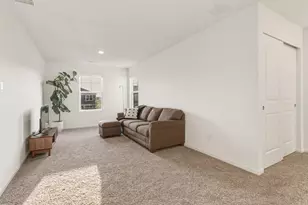 10365 Whitney Pl, Crown Point, IN 46307 - Photo 21