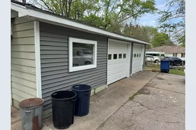 1001 Earl Road, Michigan City, IN 46360 - Photo 11