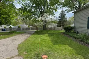 1001 Earl Rd, Michigan City, IN 46360 - Photo 9