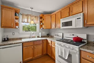 3697 Kingsway Dr, Crown Point, IN 46307 - Photo 11