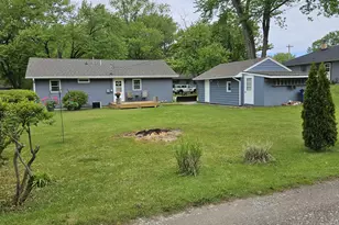 333 Indiana St, Westchester Township, IN 46304 - Photo 19
