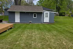 333 Indiana St, Westchester Township, IN 46304 - Photo 17