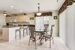 1096 Lakewood Ct, Schererville, IN 46375 - Photo 9
