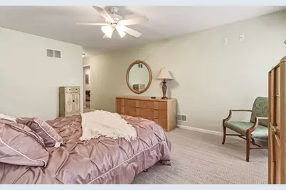 1096 Lakewood Court, Schererville, IN 46375 - Photo 17