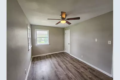 5377 Cleveland Lane, Merrillville, IN 46410 - Photo 7