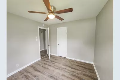 5377 Cleveland Lane, Merrillville, IN 46410 - Photo 5