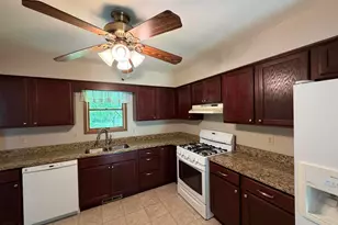 1318 Brandywine Rd, Crown Point, IN 46307 - Photo 7