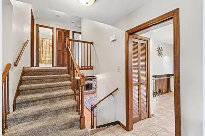 9618 Walnut Drive, Munster, IN 46321 - Photo 11
