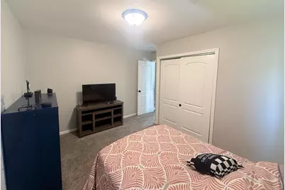 1216 Dwiggins Court, Griffith, IN 46319 - Photo 5