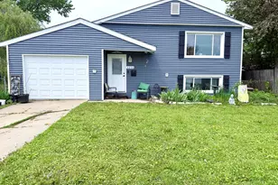 1216 Dwiggins Ct, Griffith, IN 46319 - Photo 1