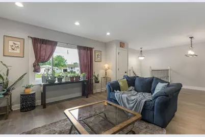 1216 N Dwiggins Court, Griffith, IN 46319 - Photo 5