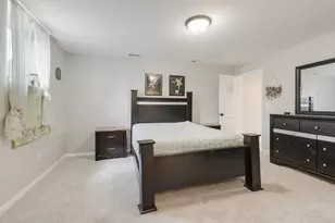 1216 N Dwiggins Ct, Griffith, IN 46319 - Photo 27