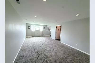 1216 Dwiggins Court, Griffith, IN 46319 - Photo 9