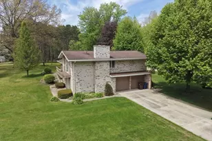 6544 W Calloway St, Michigan City, IN 46360 - Photo 3