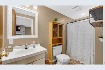 235 E 13th Street, Hobart, IN 46342 - Photo 21