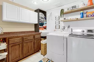 235 E 13th St, Hobart, IN 46342 - Photo 23