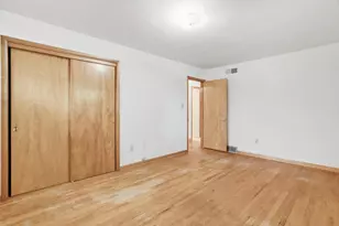 9247 Cottage Grove Ave, Highland, IN 46322 - Photo 19