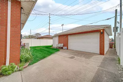 1941 Schrage Avenue, Whiting, IN 46394 - Photo 3
