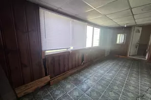 201 Johnson St, Gary, IN 46402 - Photo 11