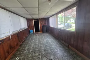 201 Johnson St, Gary, IN 46402 - Photo 9