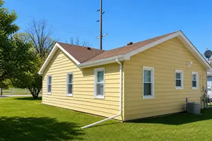 5702 Mulberry Ave, Portage, IN 46368 - Photo 3