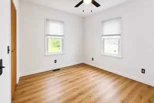 5702 Mulberry Ave, Portage, IN 46368 - Photo 9