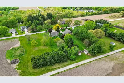 12181 N 332 E #46, Demotte, IN 46310 - Photo 13