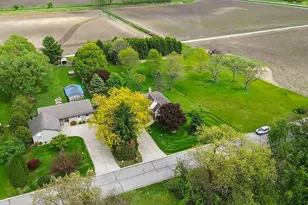 12181 N 332E, Demotte, IN 46310 - Photo 11