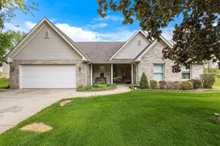 12181 N 332E, Demotte, IN 46310 - Photo 5