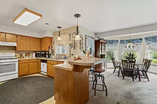 12181 N 332E, Demotte, IN 46310 - Photo 27