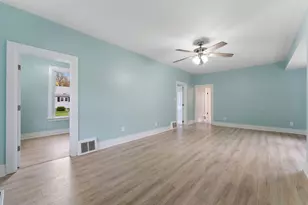 718 N Grant St, Crown Point, IN 46307 - Photo 3