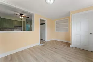 718 N Grant St, Crown Point, IN 46307 - Photo 11