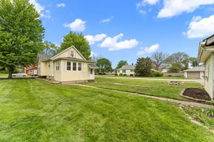 718 N Grant St, Crown Point, IN 46307 - Photo 19