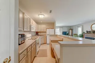 2515 Longwood Dr, Highland, IN 46322 - Photo 3