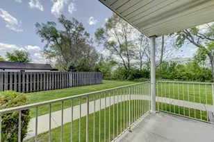 2515 Longwood Dr, Highland, IN 46322 - Photo 13