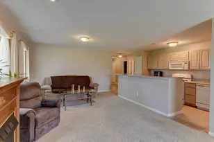 2515 Longwood Dr, Highland, IN 46322 - Photo 9