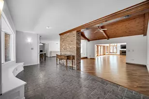 9894 W Oakridge Dr, Saint John, IN 46373 - Photo 5