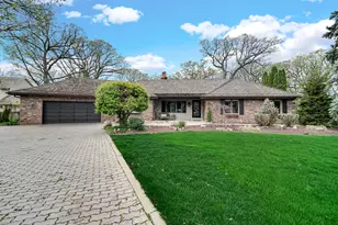 9894 W Oakridge Dr, Saint John, IN 46373 - Photo 1