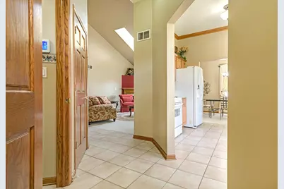 8113 Victoria Place, Crown Point, IN 46307 - Photo 5
