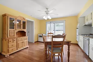 627 Olympia Rd, Valparaiso, IN 46385 - Photo 9