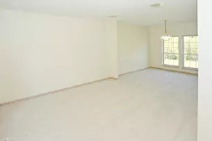378 Ballenisle Ct, Chesterton, IN 46304 - Photo 5