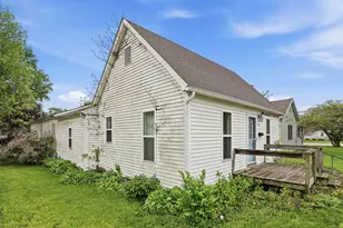 123 S Scott St, Rensselaer, IN 47978 - Photo 3